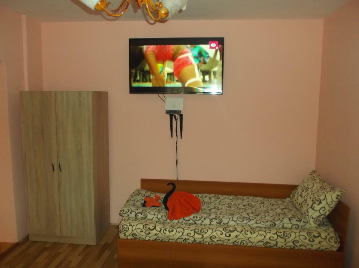 Apartament 2 Camere Semidecomandat "La Gicu" Сулина Экстерьер фото